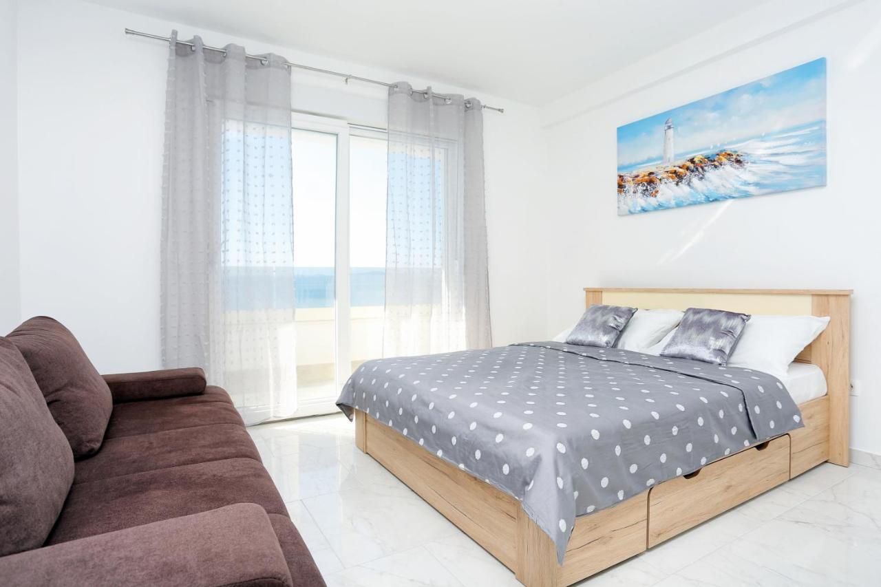 Family Friendly Apartments With A Swimming Pool Zivogosce - Porat, Makarska - 18150 Экстерьер фото