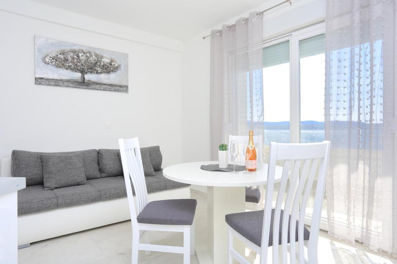Family Friendly Apartments With A Swimming Pool Zivogosce - Porat, Makarska - 18150 Экстерьер фото